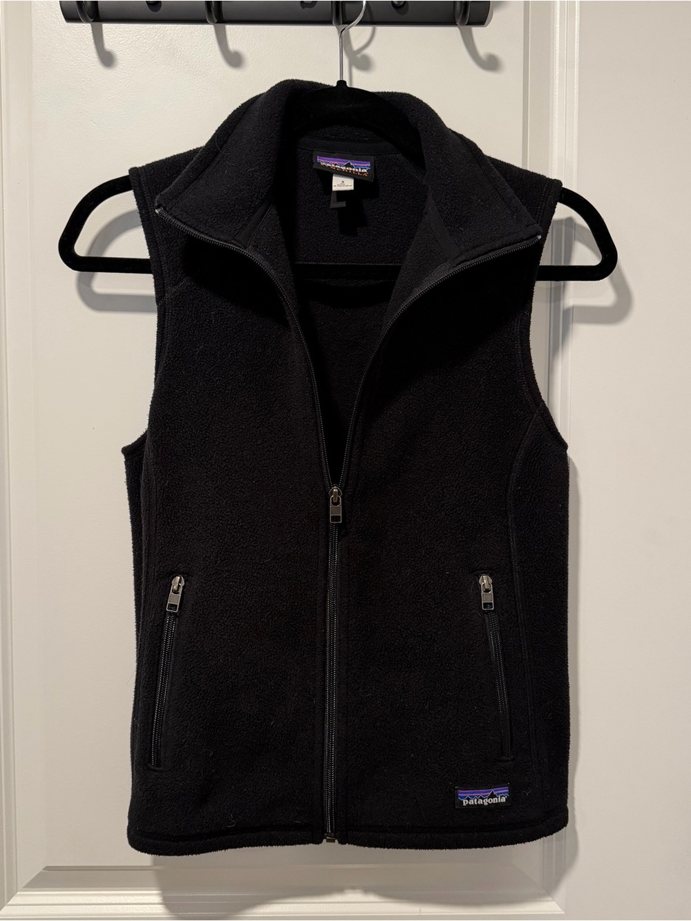 Patagonia Black Fleece Vest with 2 Zip Pockets